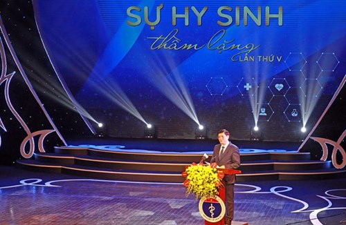 Nghệ thuật tôn vẻ đẹp đêm trao giải “Sự hy sinh thầm lặng” lần thứ V